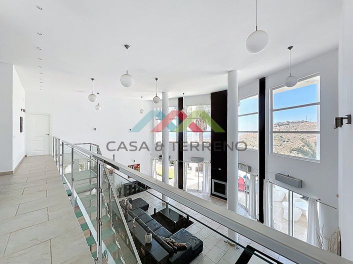 Image No.43-7 Bed Villa for sale
