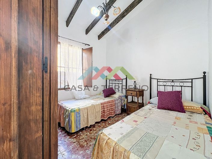 Image No.28-3 Bed Villa for sale