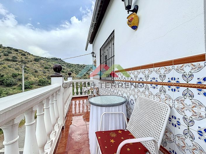 Image No.3-5 Bed Villa for sale