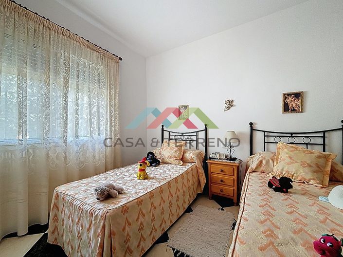 Image No.34-5 Bed Villa for sale