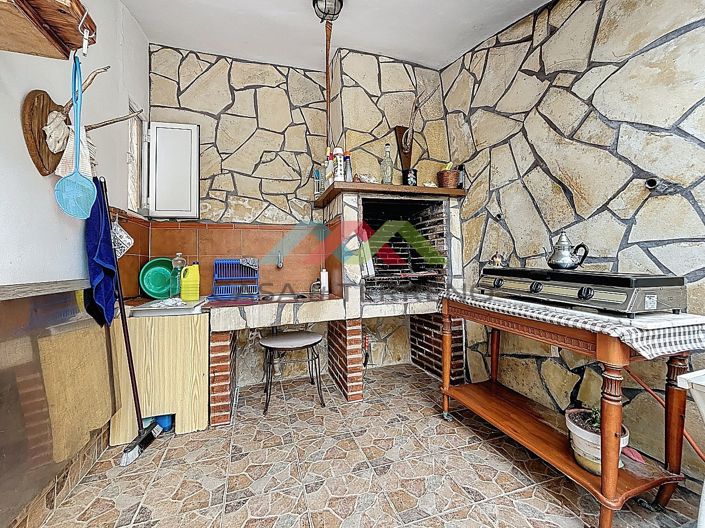 Image No.41-5 Bed Villa for sale