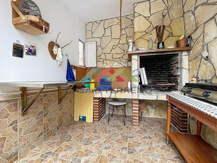 Image No.42-5 Bed Villa for sale