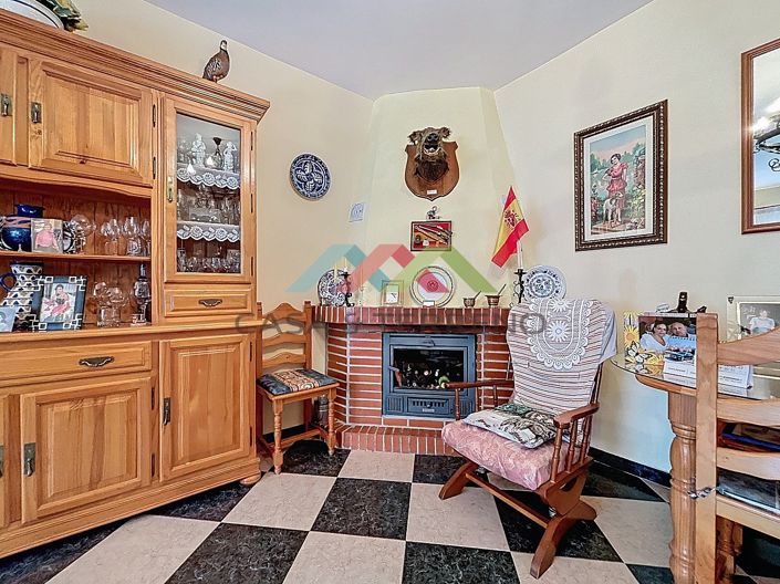 Image No.5-5 Bed Villa for sale
