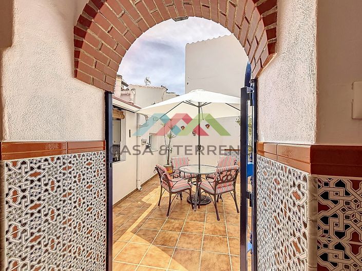 Image No.23-5 Bed Villa for sale