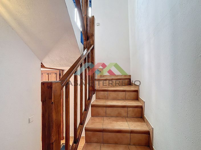 Image No.28-5 Bed Villa for sale