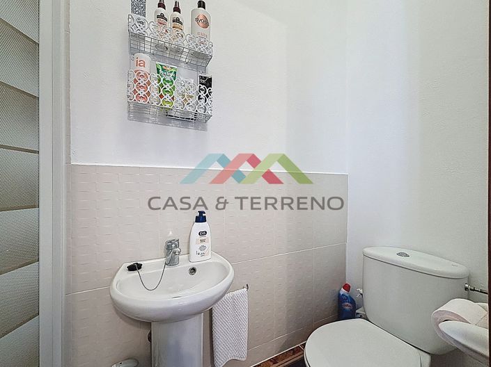 Image No.40-5 Bed Villa for sale