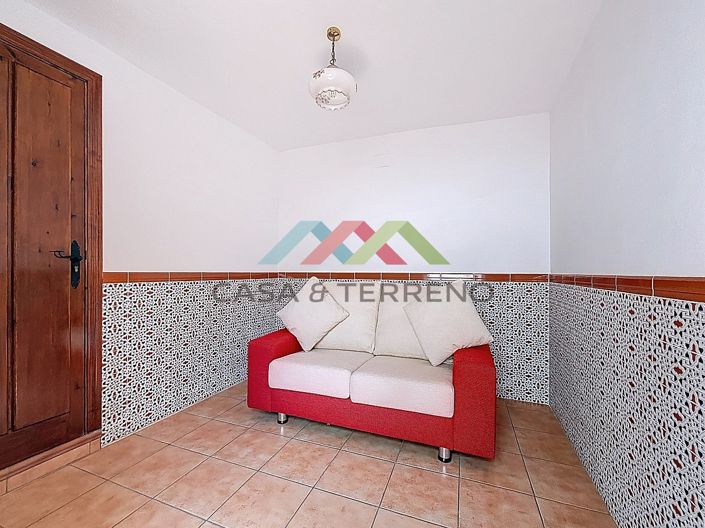 Image No.45-5 Bed Villa for sale