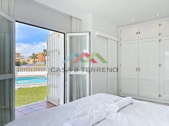 Image No.33-Villa de 3 chambres à vendre à Caleta de Vélez