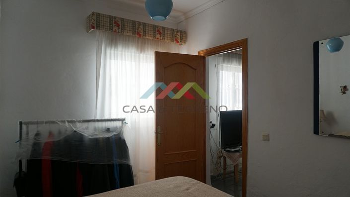 Image No.12-4 Bed Townhouse for sale