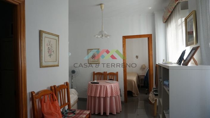 Image No.2-4 Bed Townhouse for sale