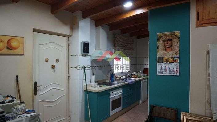 Image No.28-4 Bed Townhouse for sale