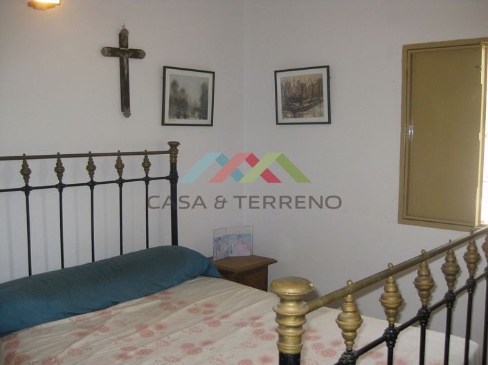 Image No.9-1 Bed Country House for sale