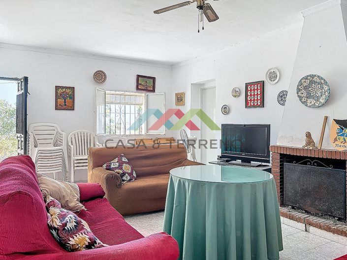 Image No.12-10 Bed Country House for sale