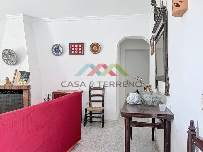 Image No.13-10 Bed Country House for sale