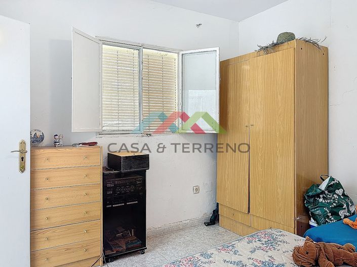 Image No.35-10 Bed Country House for sale