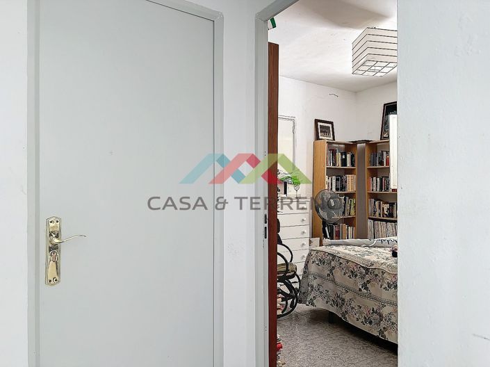 Image No.37-10 Bed Country House for sale