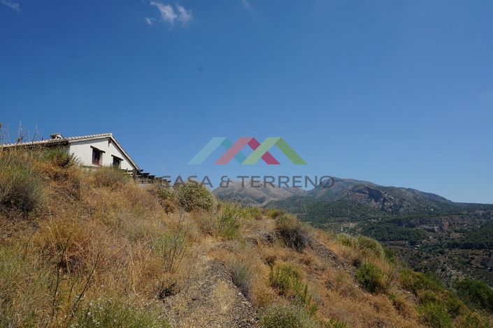 Image No.3-3 Bed Country House for sale