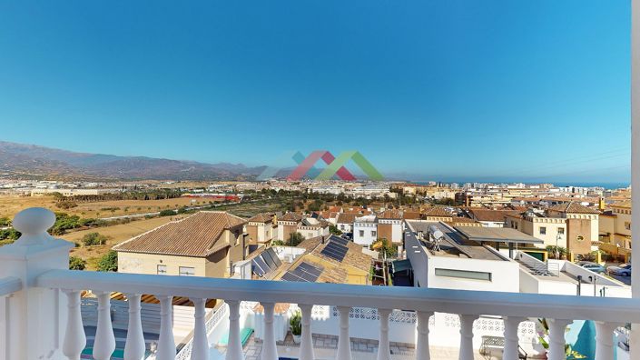 Image No.10-3 Bed Villa for sale