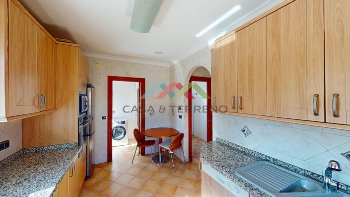 Image No.14-3 Bed Villa for sale