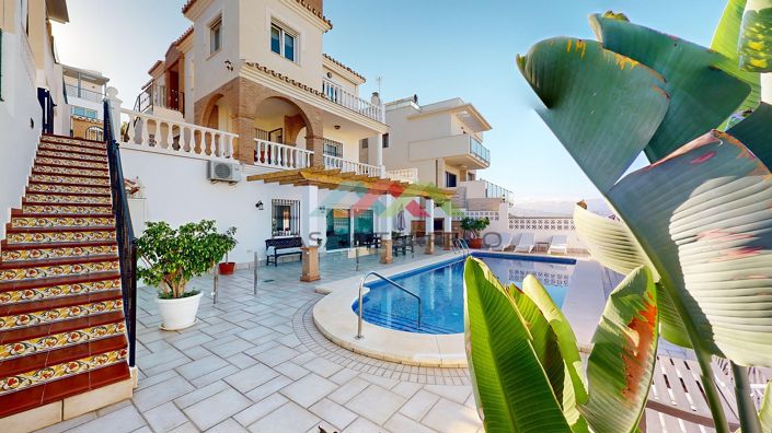 Image No.2-3 Bed Villa for sale