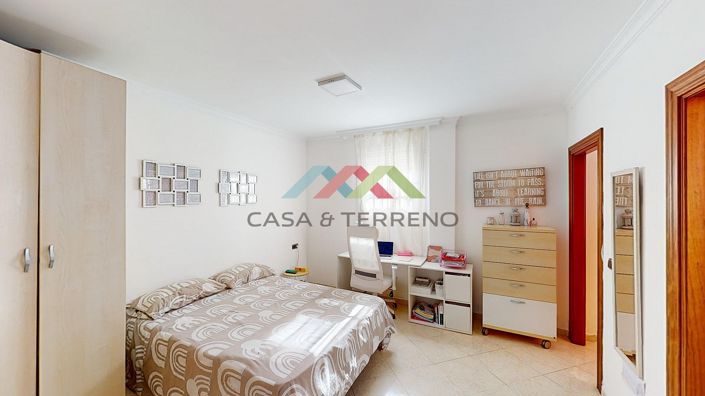 Image No.27-3 Bed Villa for sale
