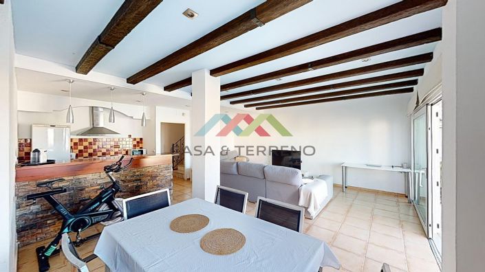 Image No.37-3 Bed Villa for sale
