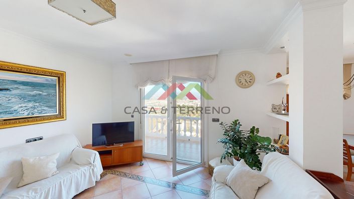 Image No.9-3 Bed Villa for sale