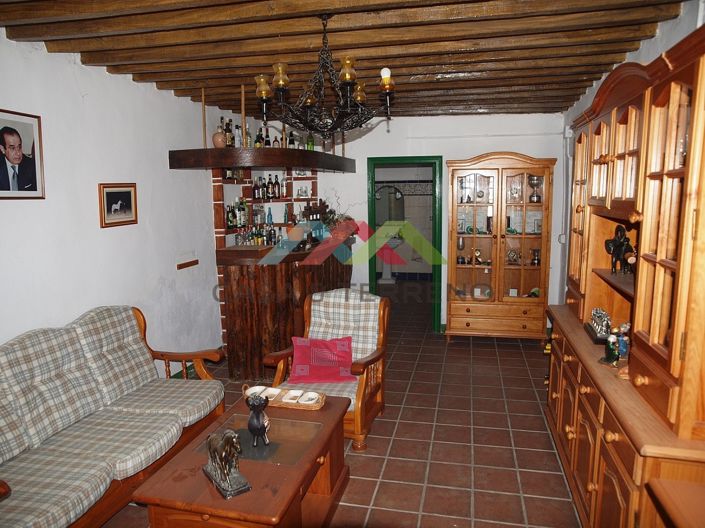 Image No.14-10 Bed Country House for sale