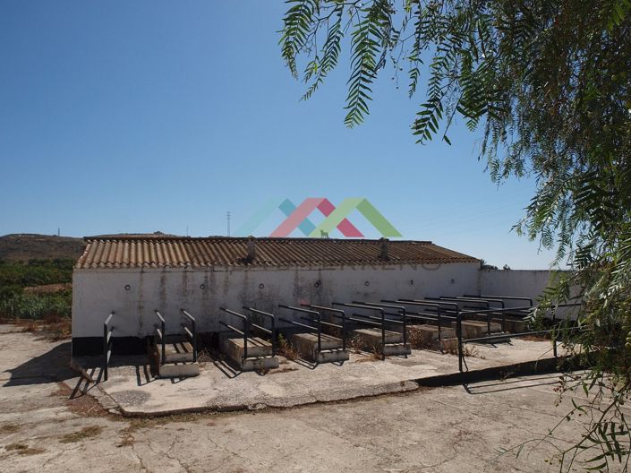 Image No.17-10 Bed Country House for sale