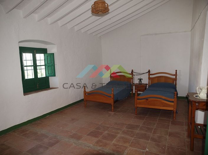 Image No.33-10 Bed Country House for sale