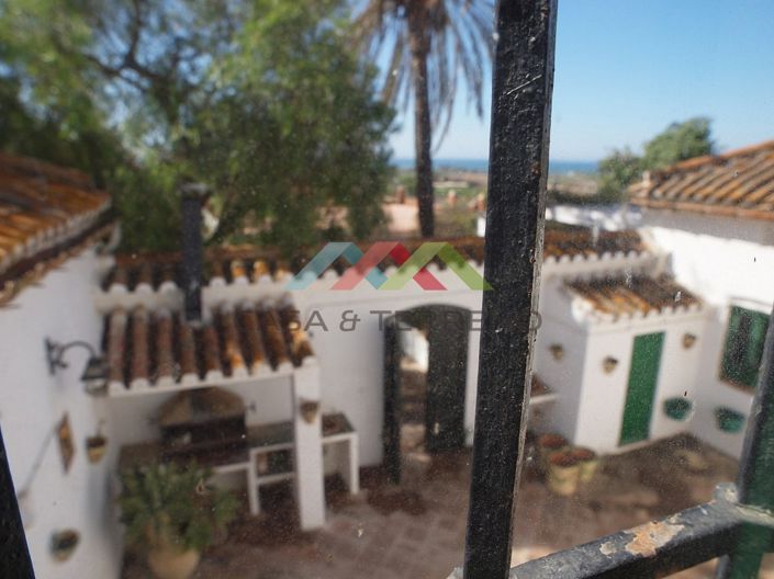 Image No.35-10 Bed Country House for sale