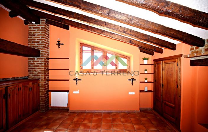 Image No.31-9 Bed Villa for sale