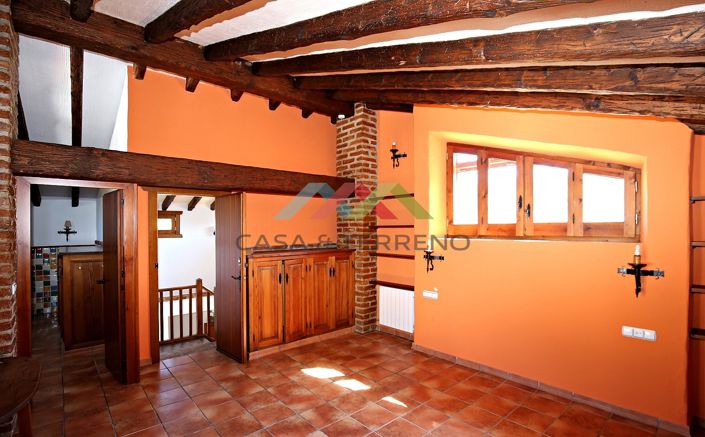 Image No.34-9 Bed Villa for sale