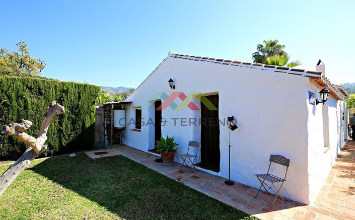 Image No.44-9 Bed Villa for sale