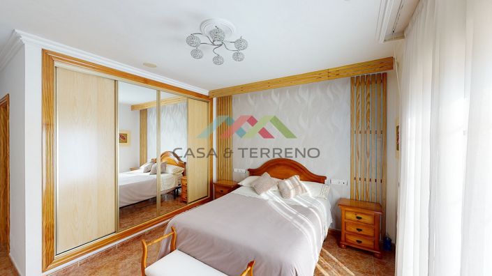 Image No.16-6 Bed Villa for sale