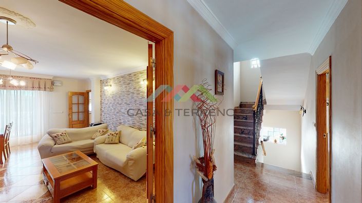 Image No.18-6 Bed Villa for sale