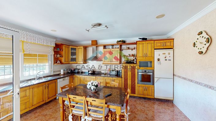 Image No.22-6 Bed Villa for sale