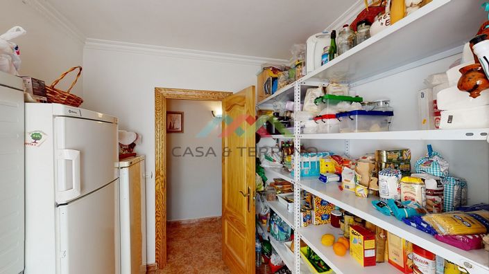 Image No.28-6 Bed Villa for sale