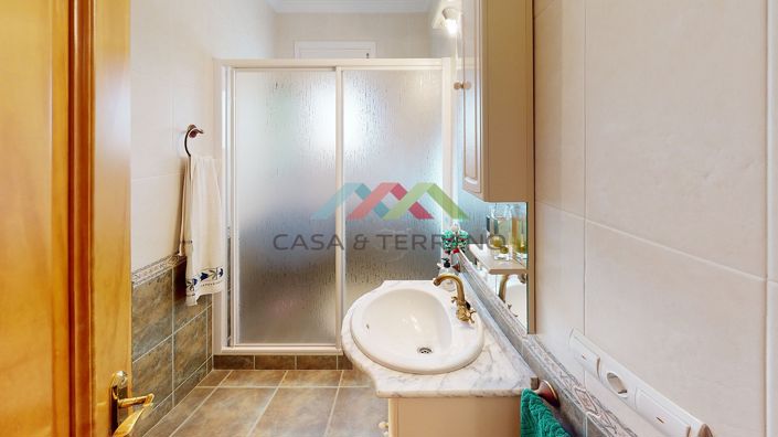 Image No.29-6 Bed Villa for sale