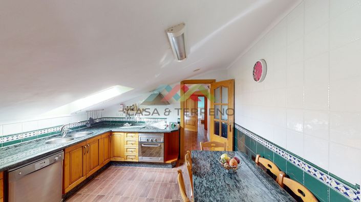 Image No.40-6 Bed Villa for sale