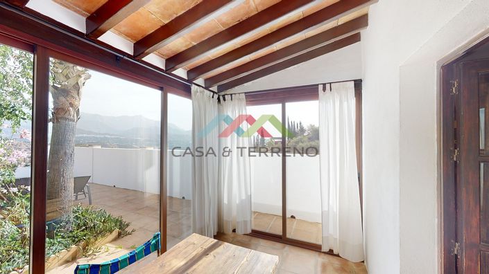 Image No.12-7 Bed Villa for sale