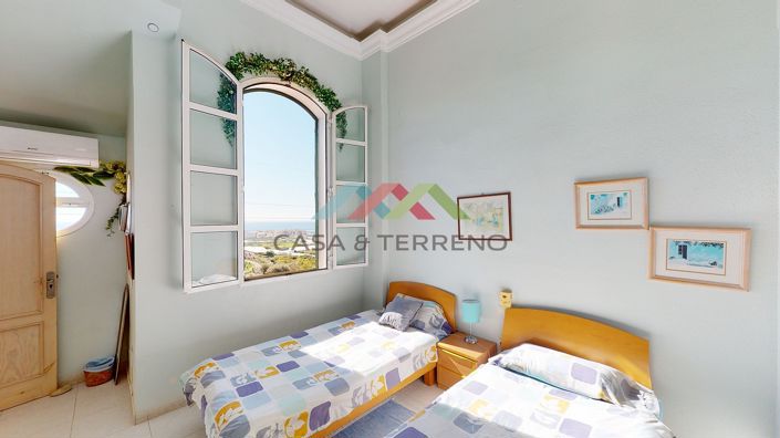 Image No.27-8 Bed Villa for sale