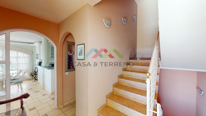 Image No.32-8 Bed Villa for sale