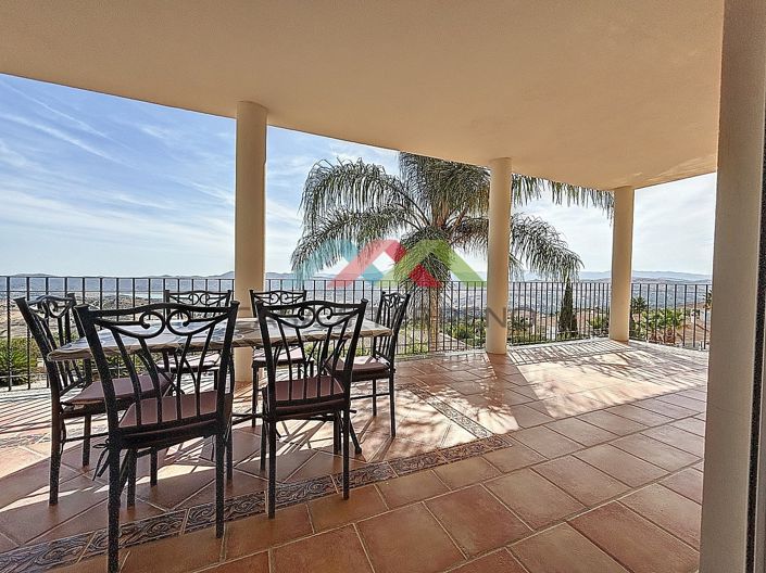 Image No.15-4 Bed Villa for sale