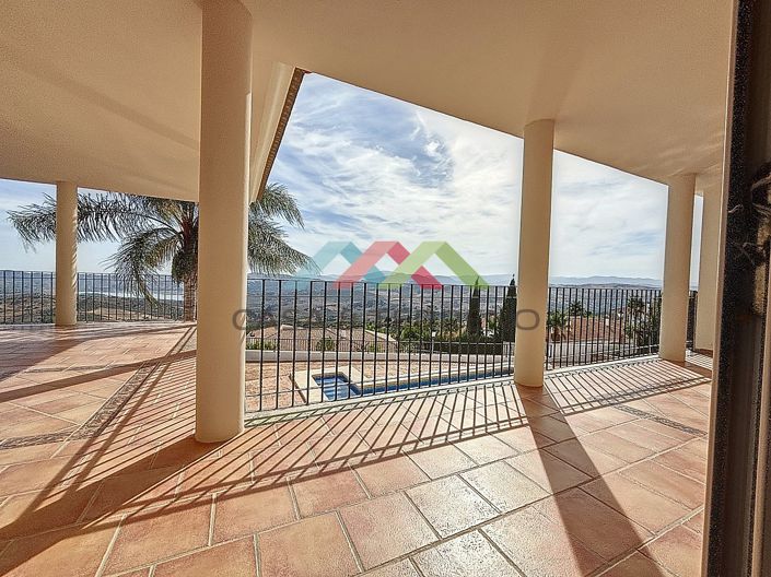 Image No.29-4 Bed Villa for sale