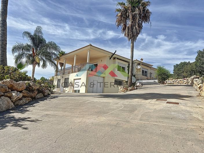 Image No.3-4 Bed Villa for sale