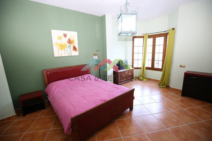 Image No.12-Villa de 6 chambres à vendre à Benamargosa