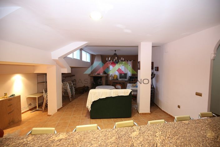 Image No.27-Villa de 6 chambres à vendre à Benamargosa