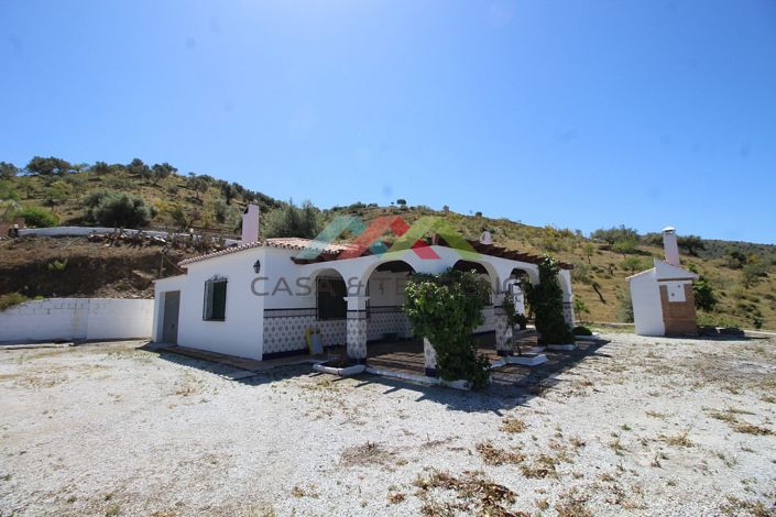 Image No.14-3 Bed Country House for sale