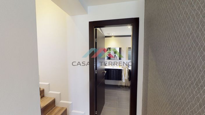 Image No.14-4 Bed Villa for sale